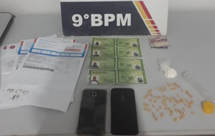 Homem é pego com droga e documentos falsos em Cuiabá