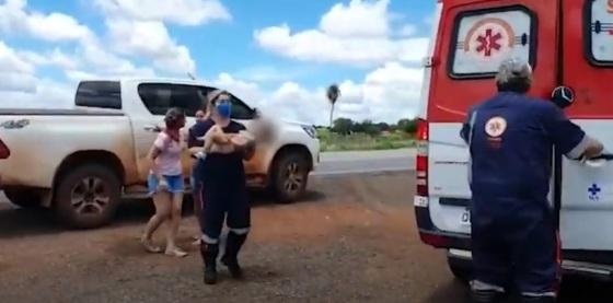 Neto de vereador fica em estado grave após ser atingido por coice de cavalo
