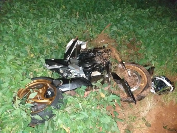 Jovem morre após se envolver em colisão entre motocicletas