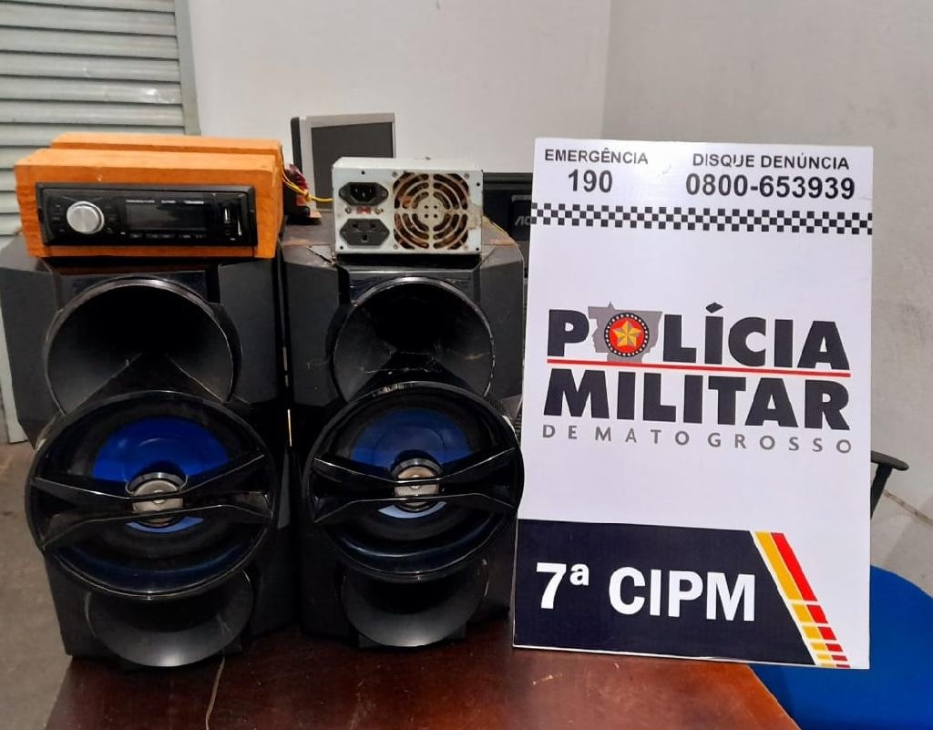 Jaciara: PM apreende som e encaminha homem à delegacia