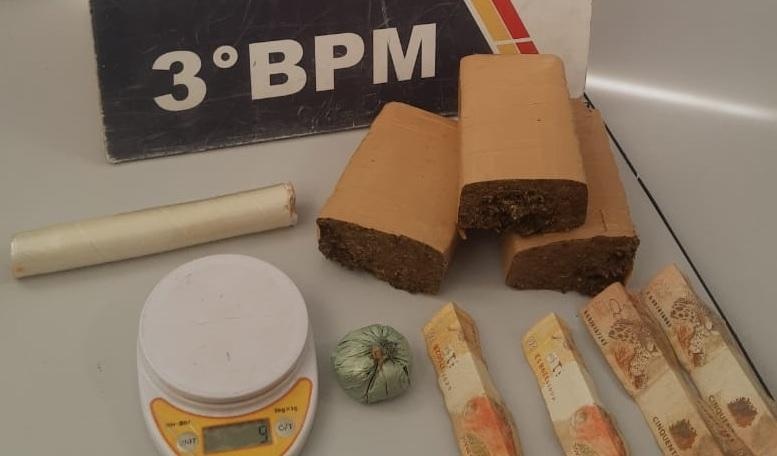 Homem é preso com drogas após tentar fugir de abordagem