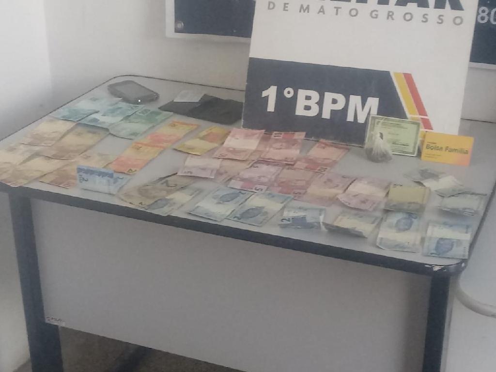 PM prende traficante e identifica boca de fumo no bairro Jardim Ubatã