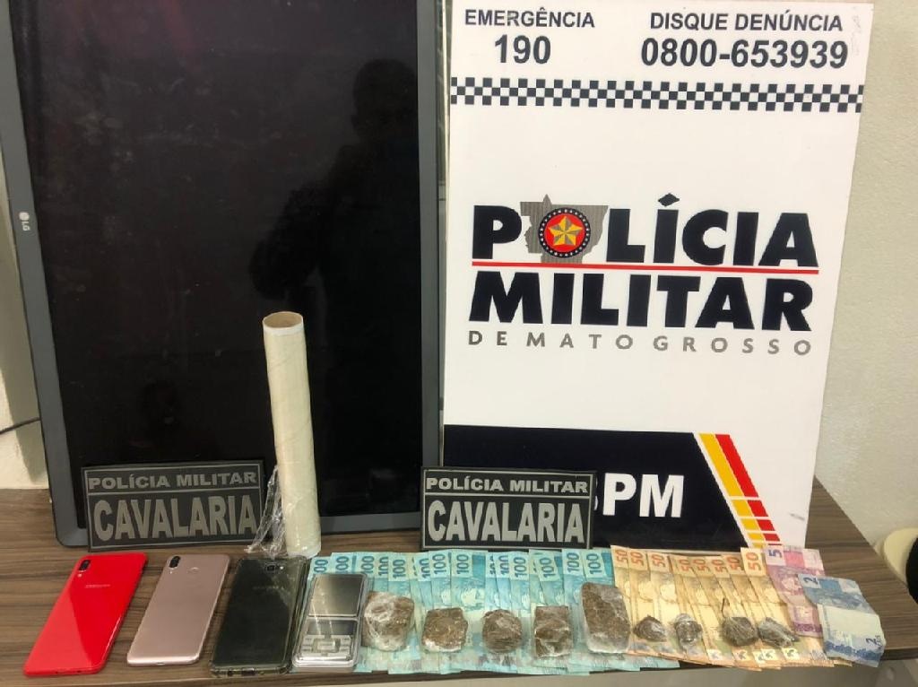 Cavalaria prende dois por tráfico e apreende droga em Lucas do Rio Verde