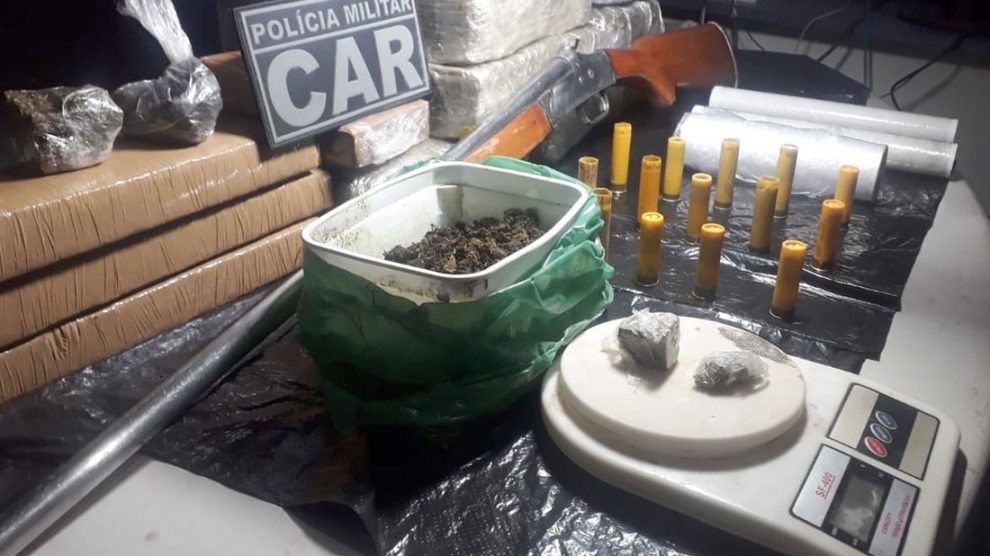 Homem é preso com drogas e espingarda em Sinop
