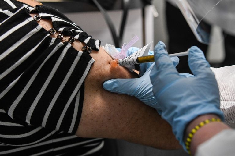 Sinop recebe doses da CoronaVac para vacinar idosos