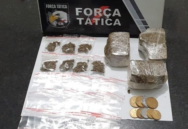 Homem é preso após jogar droga e tentar fugir a nado