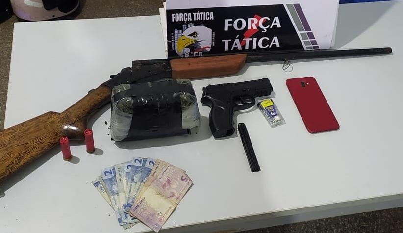 Dono de bar é pego com espingarda e munições em Juína