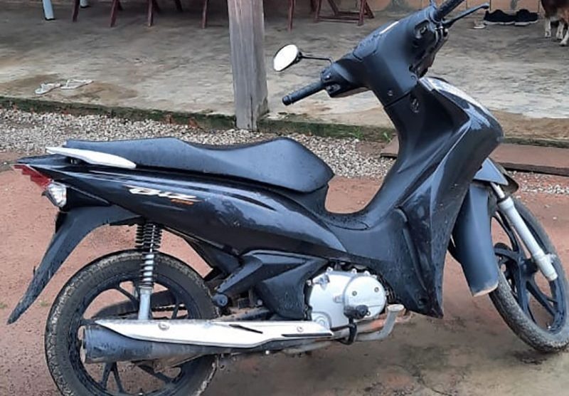 Polícia Militar recupera moto furtada em Sinop