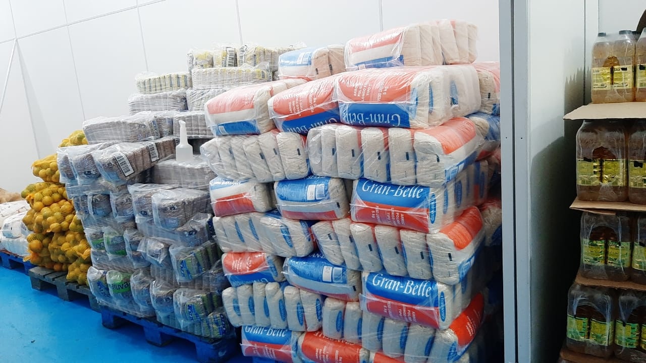 Mais de 2 mil crianças receberão kit merenda escolar