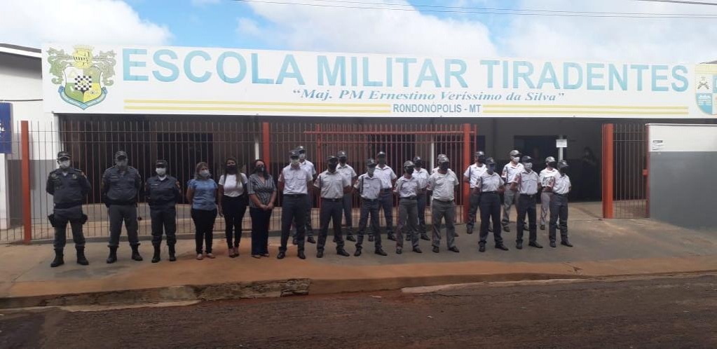 Escola Estadual Tiradentes conquista a 1º colocação na Olimpíada Nacional de Ciências em MT