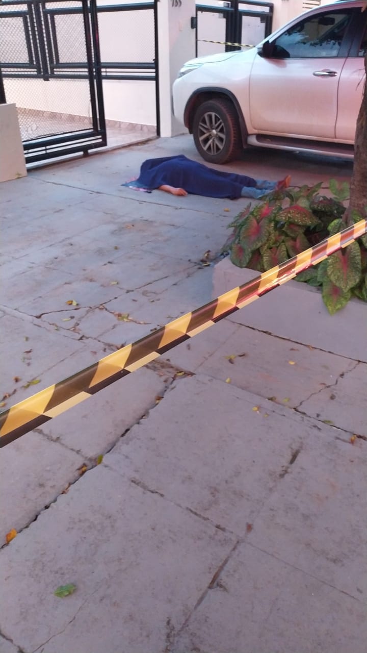 Homem é morto à tiros na frente de residência em Sinop