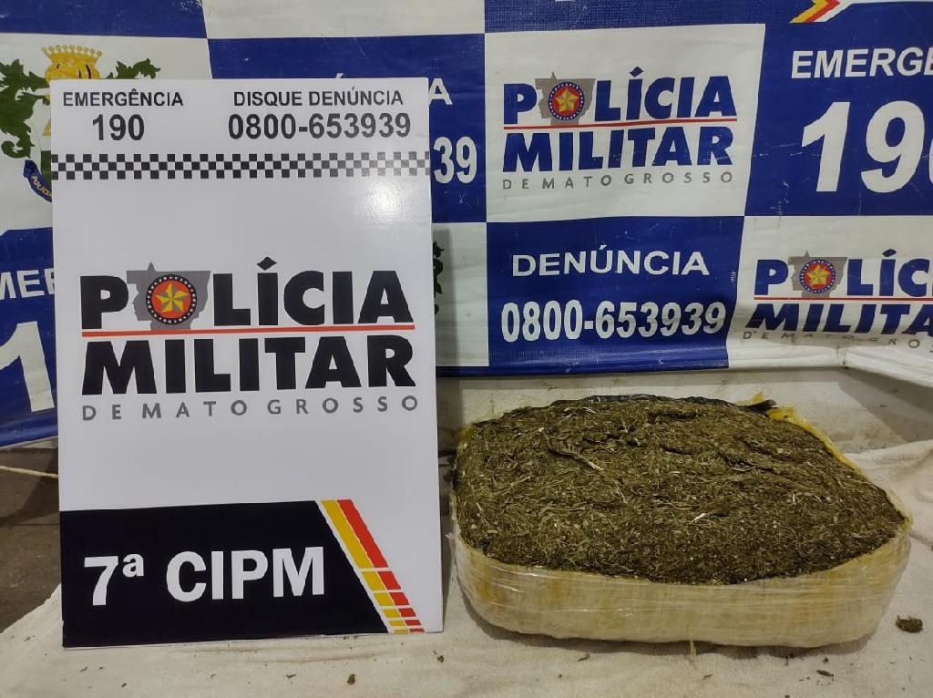 Homem é preso com quatro quilos de maconha em rodoviária de Jaciara
