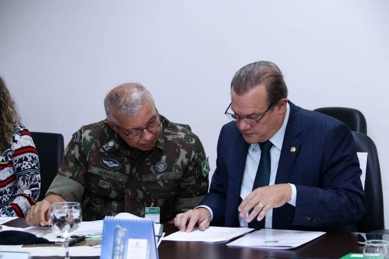 Ministro da Defesa garante batalhão em Sinop
