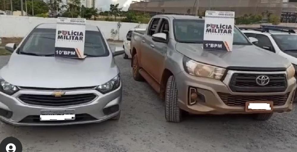 Policiais recuperam Hilux e Onix encontrados no mesmo local