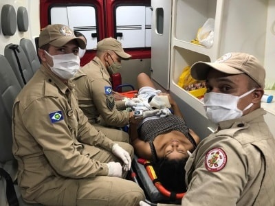 Sinop: Bombeiros realizam parto dentro de carro de aplicativo