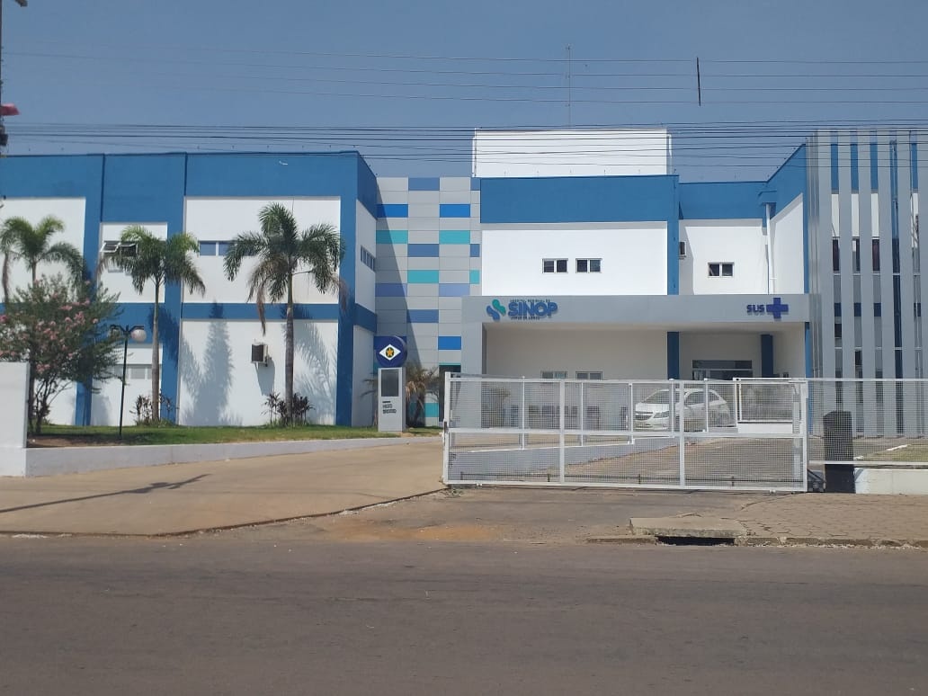 Sinop: Dois homens ficam gravemente feridos em colisão entre moto e bicicleta