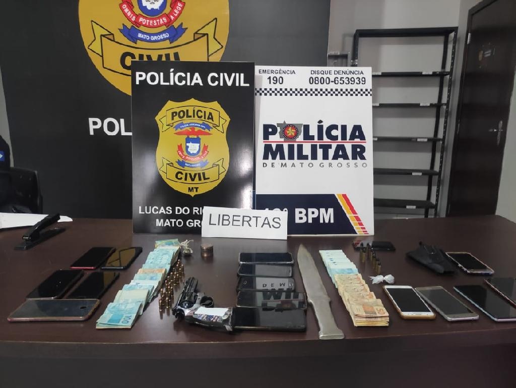 Operação prende quatro pessoas e apreende R$ 30 mil de associação criminosa