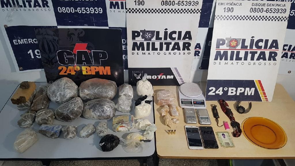 Mais de 7 kg de drogas são apreendidas com quatro suspeitos