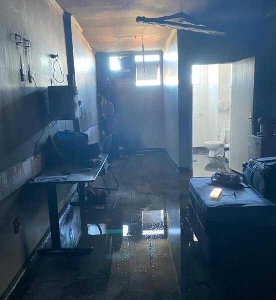 Incêndio causa pânico em hospital e pacientes são retirados às pressas