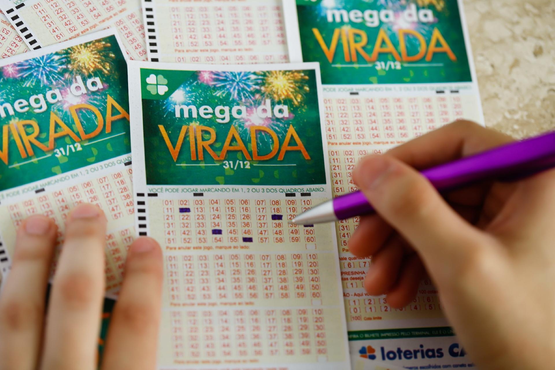 Sem dono, R$ 162,6 milhões da Mega da Virada devem ir para a educação