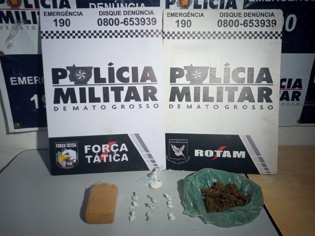 Adolescente é pego pela PM com porções de maconha e cocaína