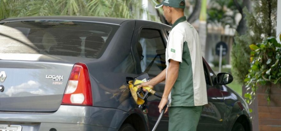 Sindicato pede que frentistas façam parte do grupo prioritário de vacinação contra Covid-19