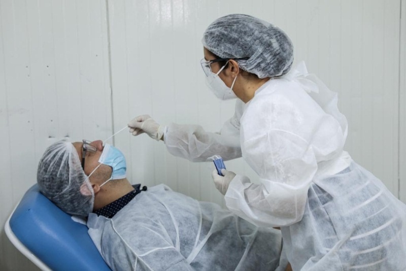 Governo de MT distribui 185,3 mil testes para detecção da Covid-19 aos 141 municípios