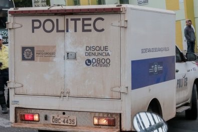 Motociclista morre ao ser atingido por tronco de coqueiro