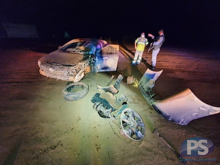 Sorriso: Policial Militar capota carro ao desviar de animal na pista