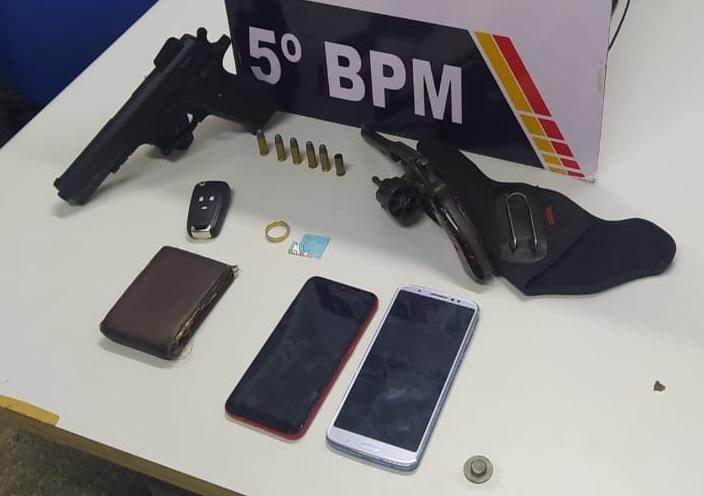 Adolescentes são apreendidos após praticarem vários assaltos