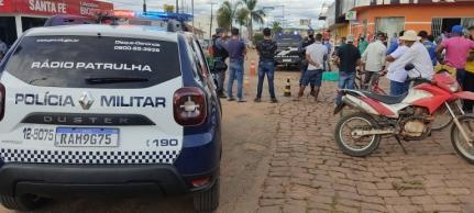 Empresário leva facada no peito e morre na rua
