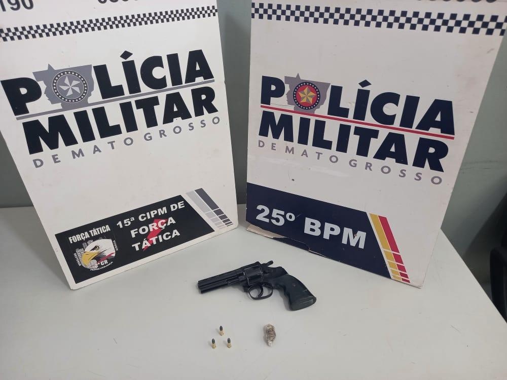 Força Tática apreende adolescente que foi flagrado vendendo revólver
