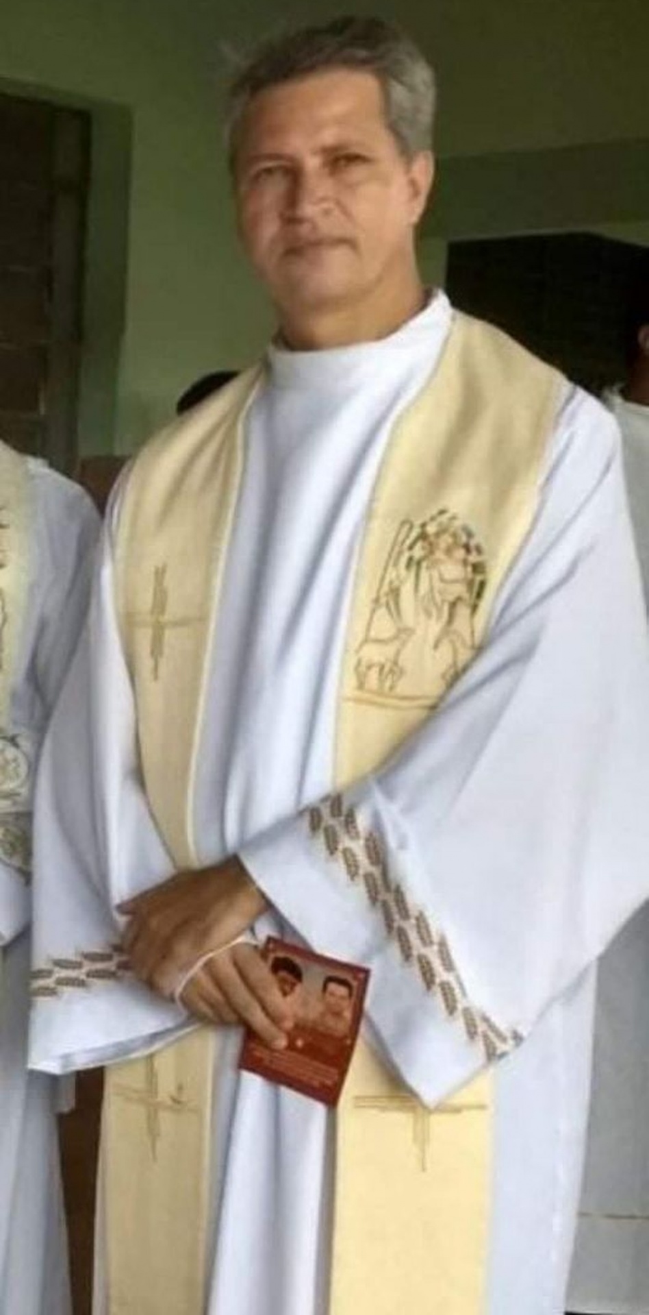 Padre tem sequelas da Covid-19 e morre após sofrer AVC