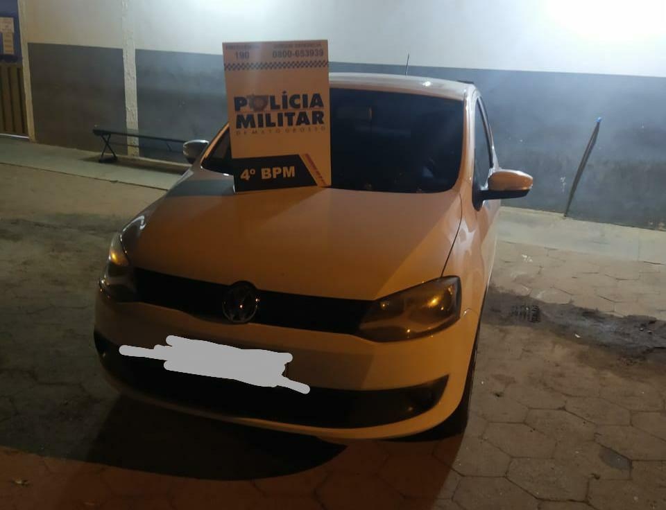 Policiais prendem quadrilha especializada em vender carros roubados na internet