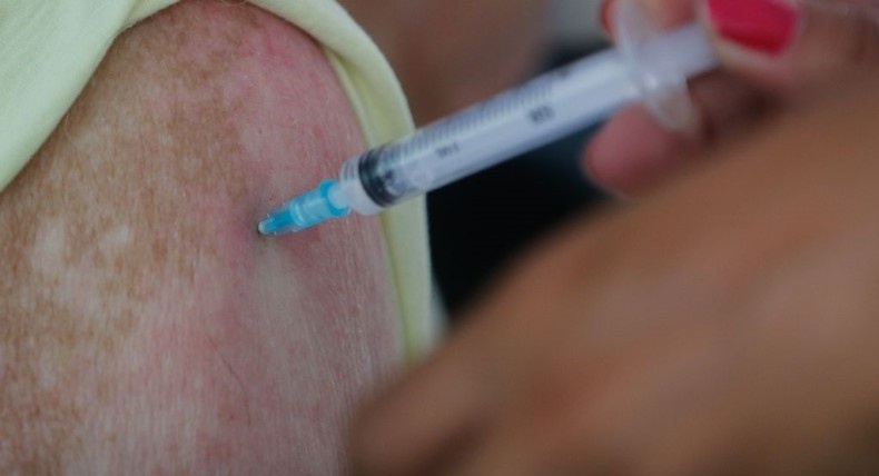 Vacina da Pfizer tem mais de 95% de eficácia, aponta estudo