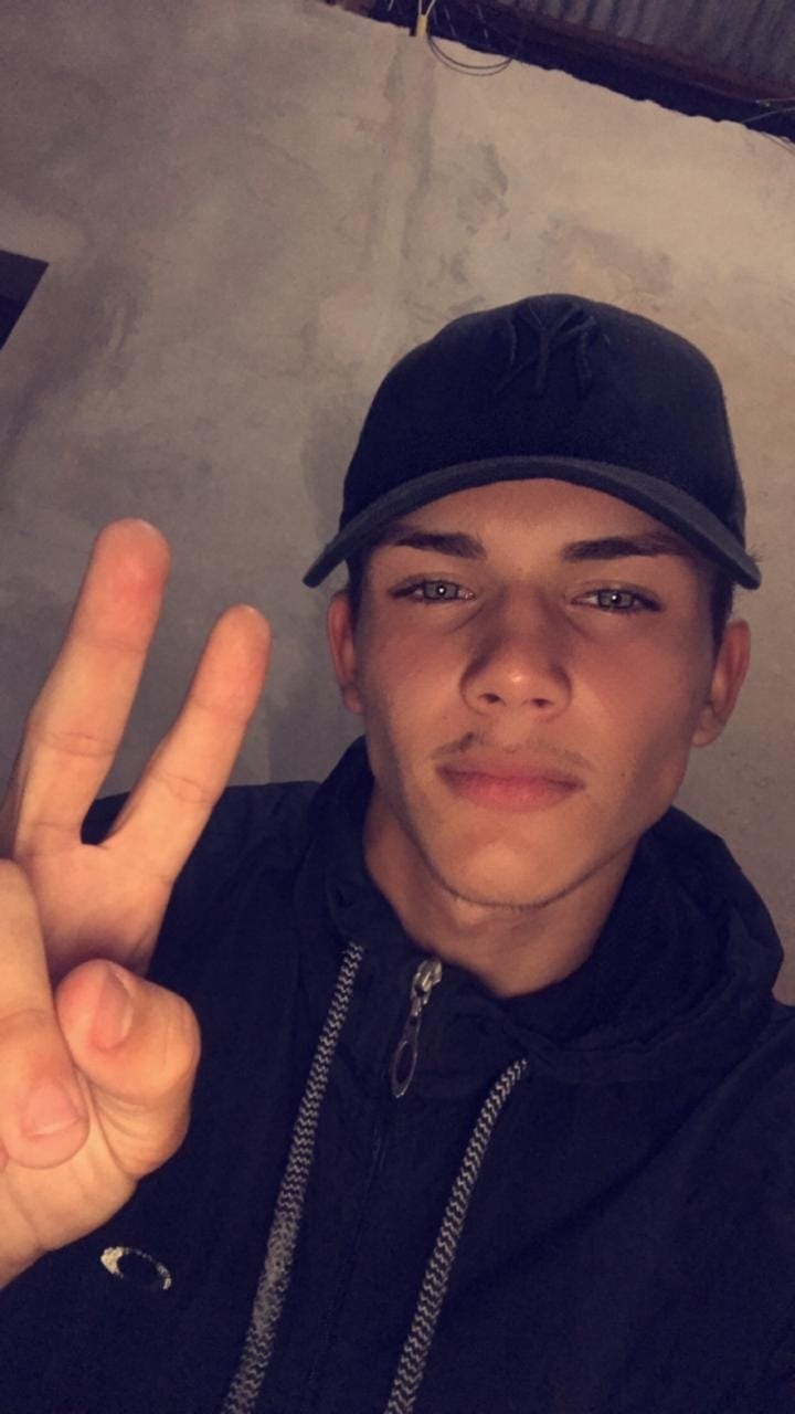 Sinop: Jovem morre após bater moto em meio-fio