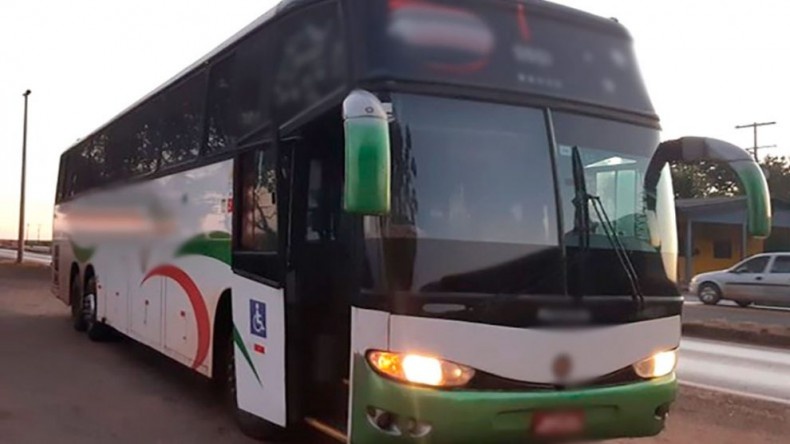 Ônibus clandestino que trazia passageiros do Maranhão para Sorriso é apreendido pela PRF