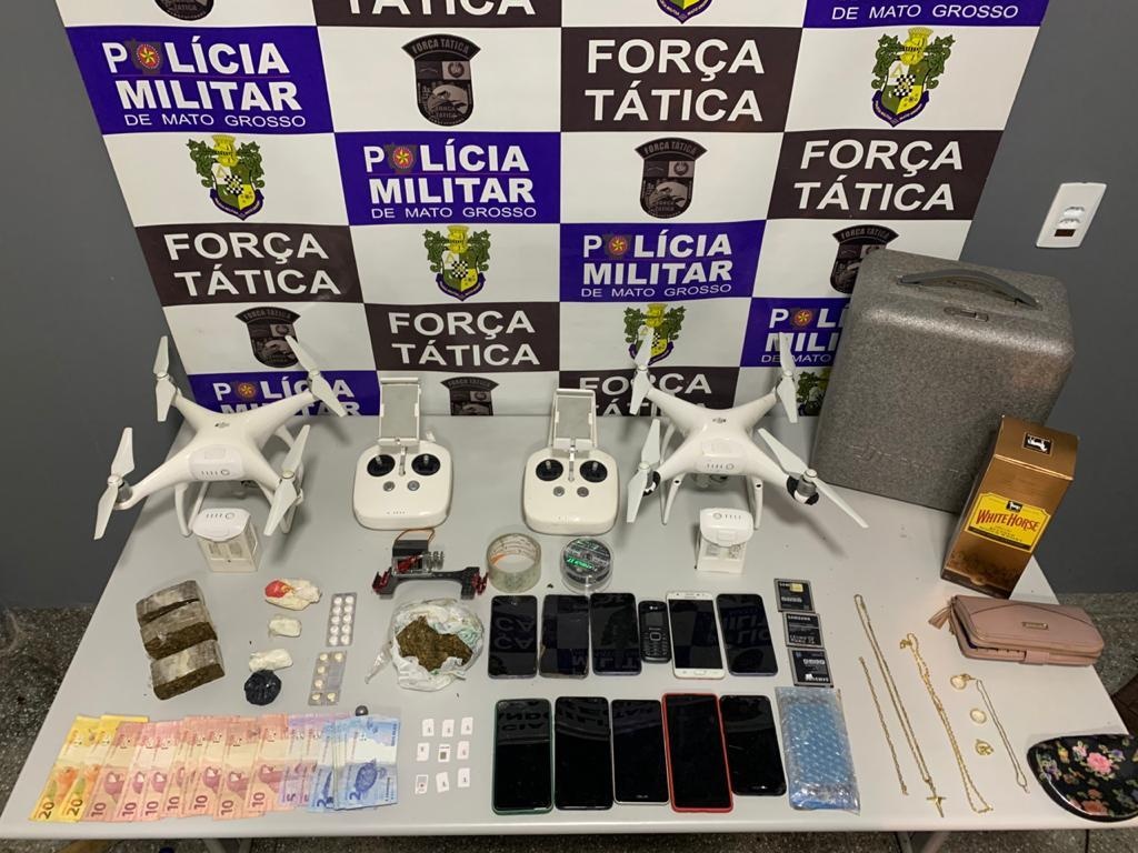 Cinco são detidos após tentarem levar drones para presídio