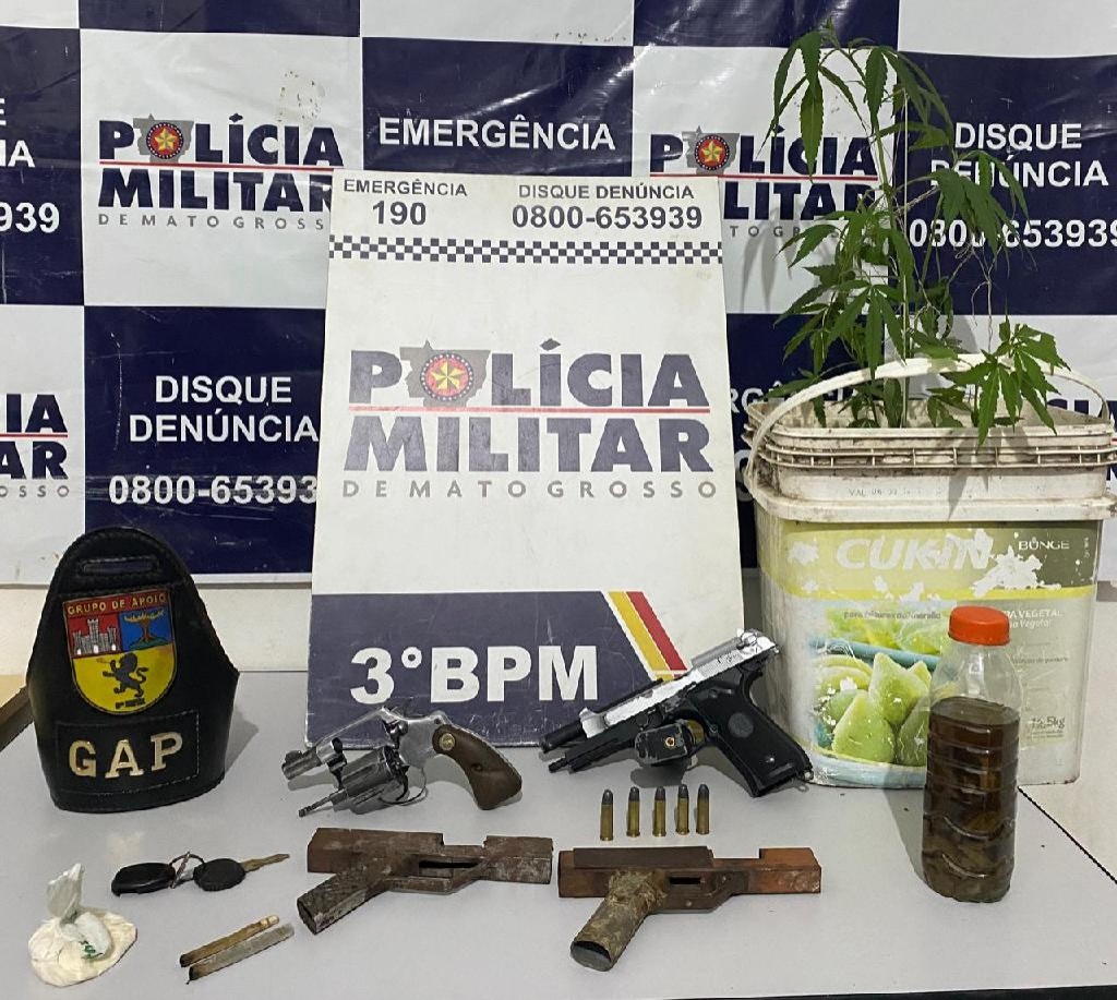 Arma de fogo é apreendida escondida dentro de tanque de combustível