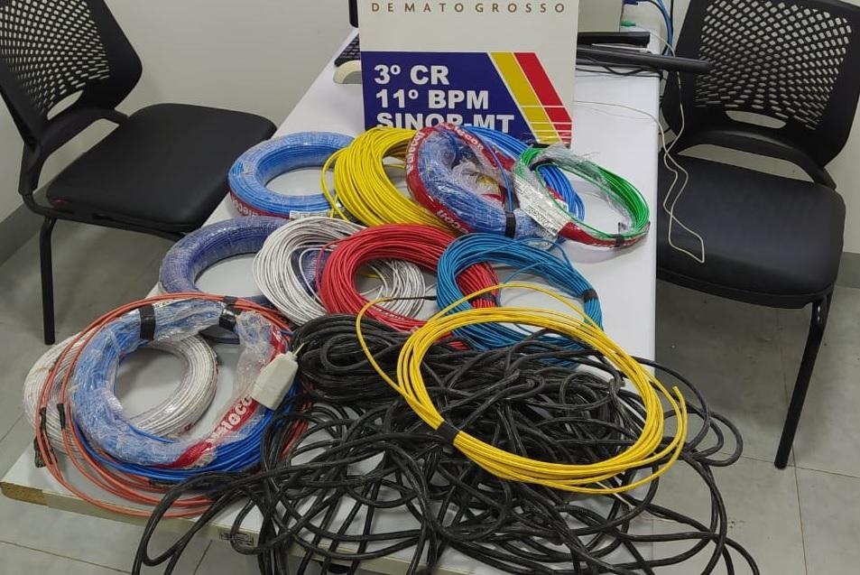 Sinop: Policiais recuperam 10 rolos de fios elétricos e prendem suspeito