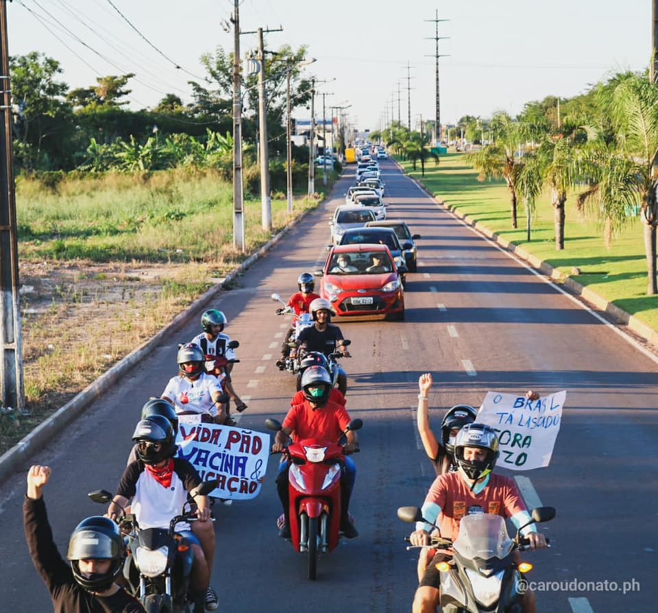 Carreata contra Bolsonaro reúne manifestantes em Sinop