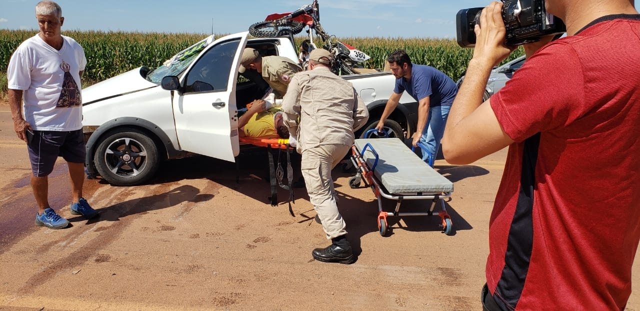 Acidente na MT-423 deixa dois feridos