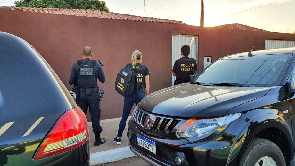 Funcionários que desviavam encomendas dos Correios são alvos de operação