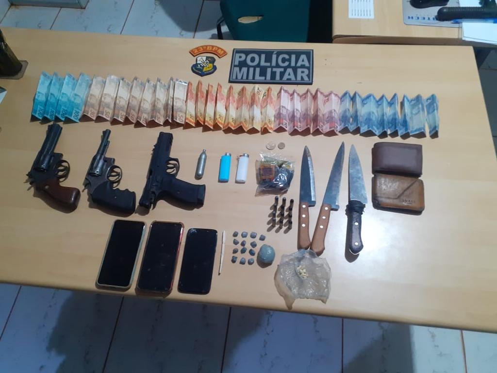 PM encerra festa com menores consumindo bebida alcoólica e droga