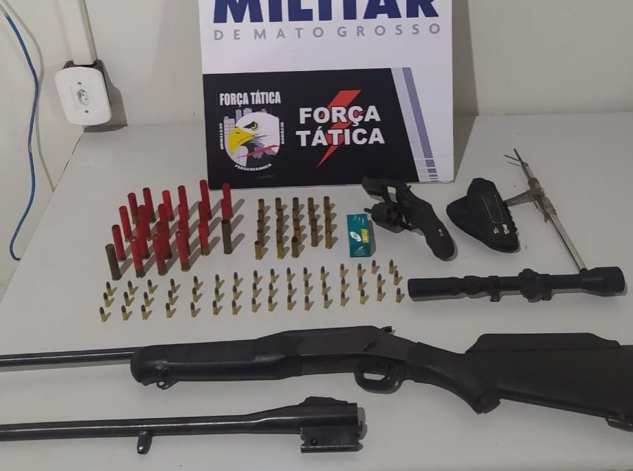 Força Tática detém mulher depois de ameaçar marido e vizinhos com revólver