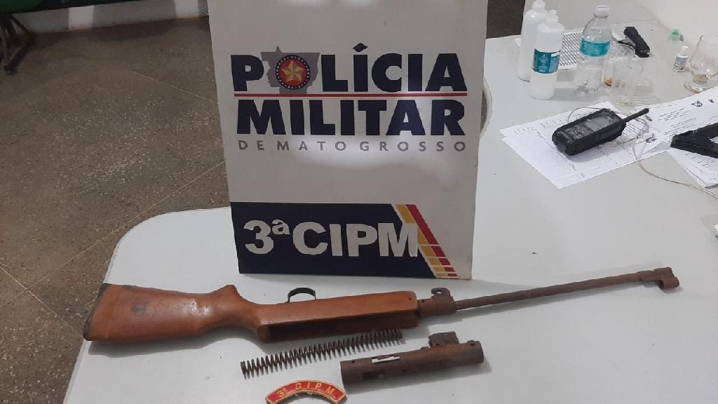 Rapaz é detido depois de postar mensagem em rede social ameaçando policiais
