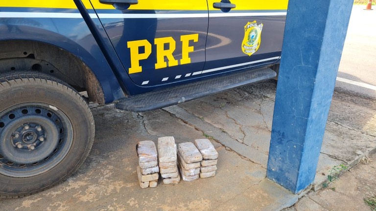 Mais de 18 kg de pasta base de cocaína são apreendidos pela PRF