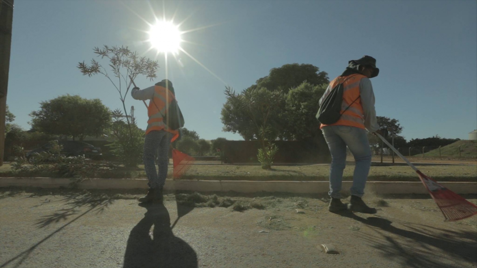 Com vício na licitação e dispensa da cooperativa, prefeitura enfrenta apagão de mão de obra