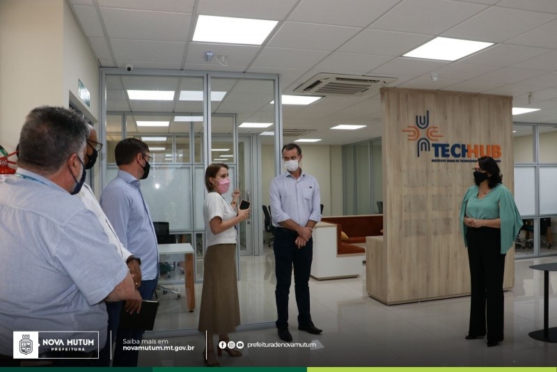 Secretários de Nova Mutum visitam o Instituto Senai de Tecnologia