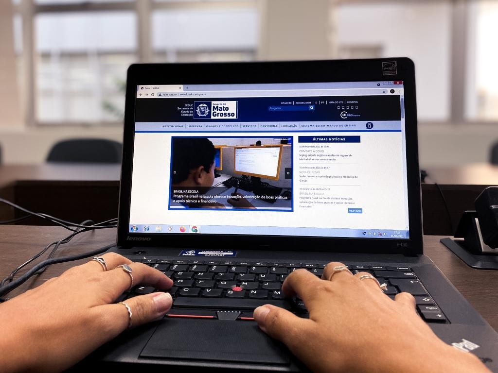 Professores têm até 30 de junho para prestar conta da compra dos notebooks